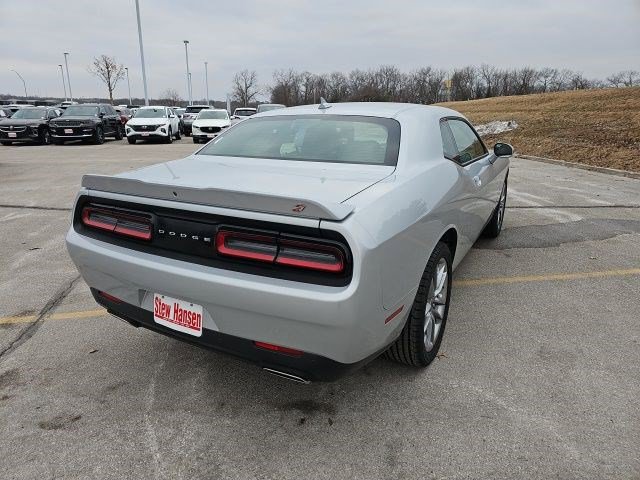 Used 2023 Dodge Challenger SXT w/ Plus Package image 6