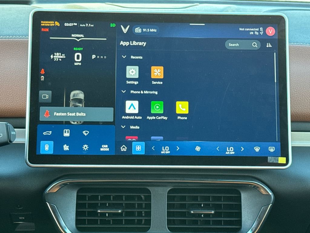 New 2025 VinFast VF 8 Plus AWD/4WD image 21