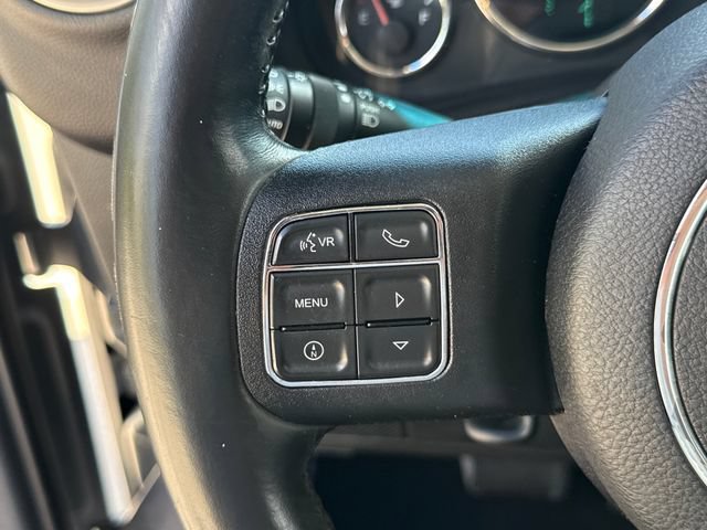 Used 2014 Jeep Wrangler Unlimited Sahara w/ Max Tow Package AWD/4WD image 17