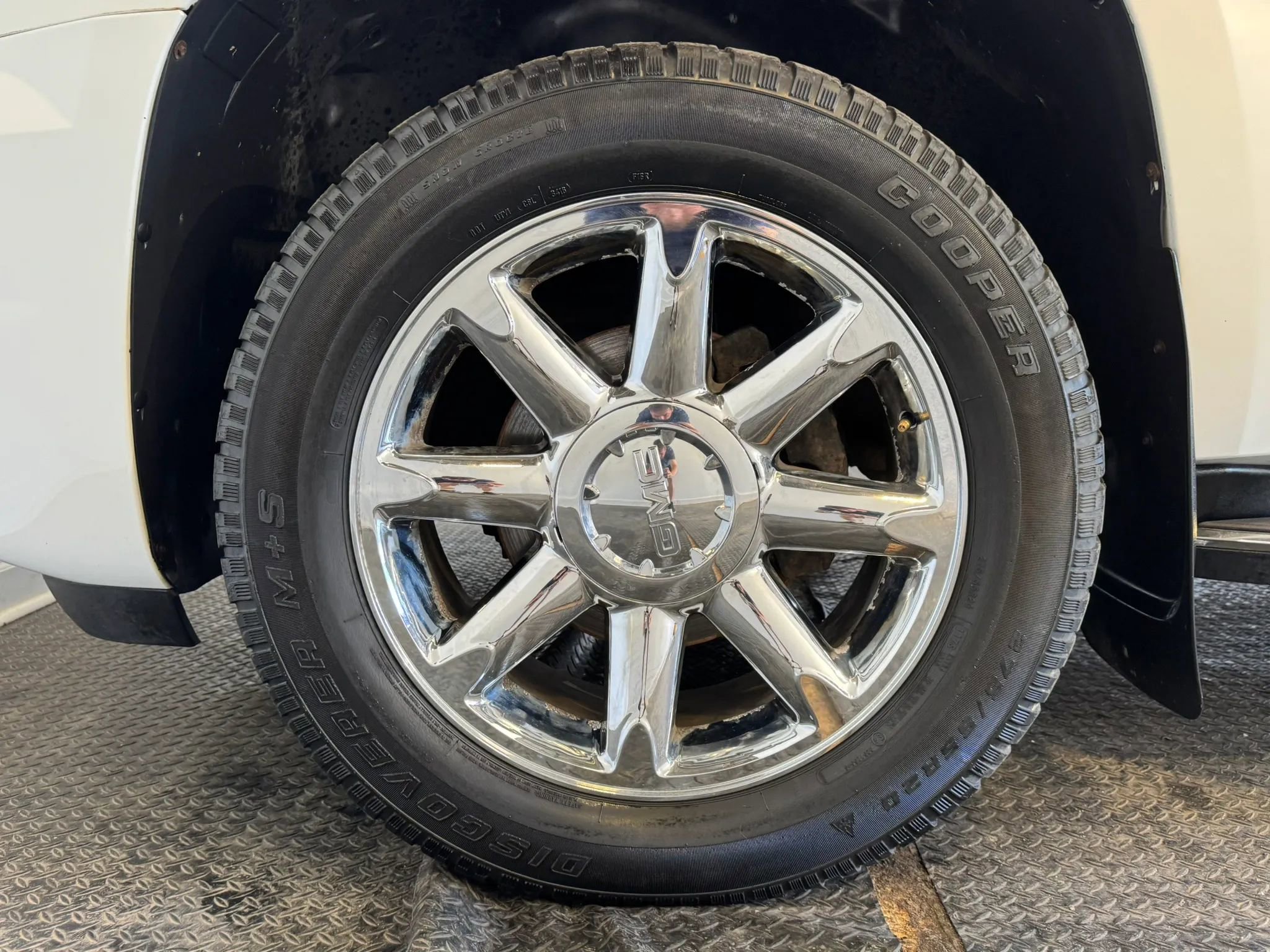 Used 2008 GMC Yukon Denali AWD/4WD image 40