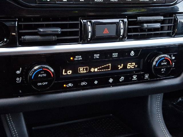 Certified 2025 Nissan Pathfinder Platinum w/ Cargo Package AWD/4WD image 17