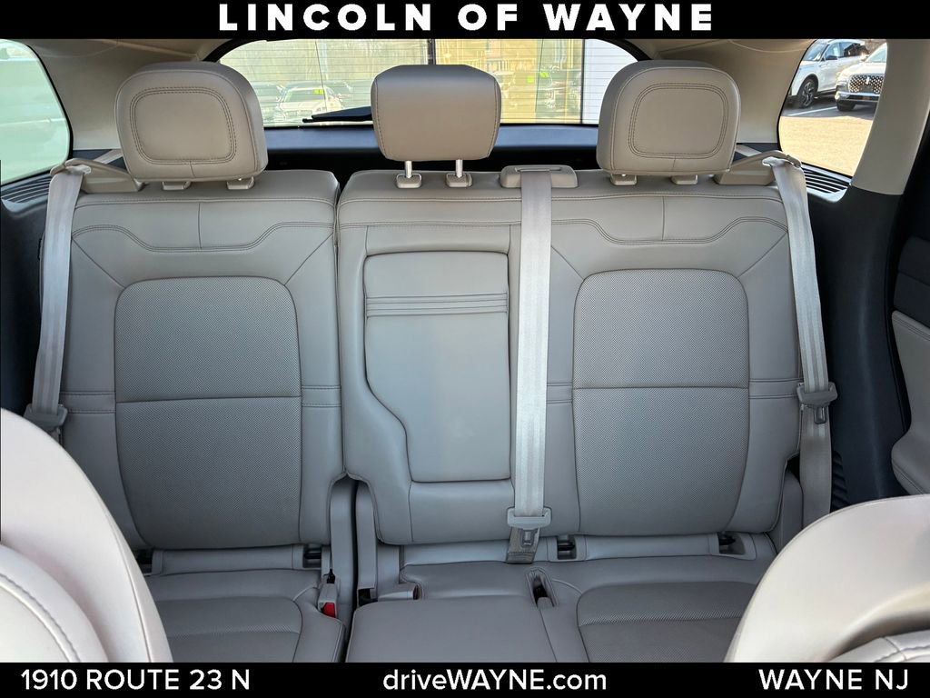 Certified 2022 Lincoln Corsair Reserve w/ Equipment Group 201A AWD/4WD image 16