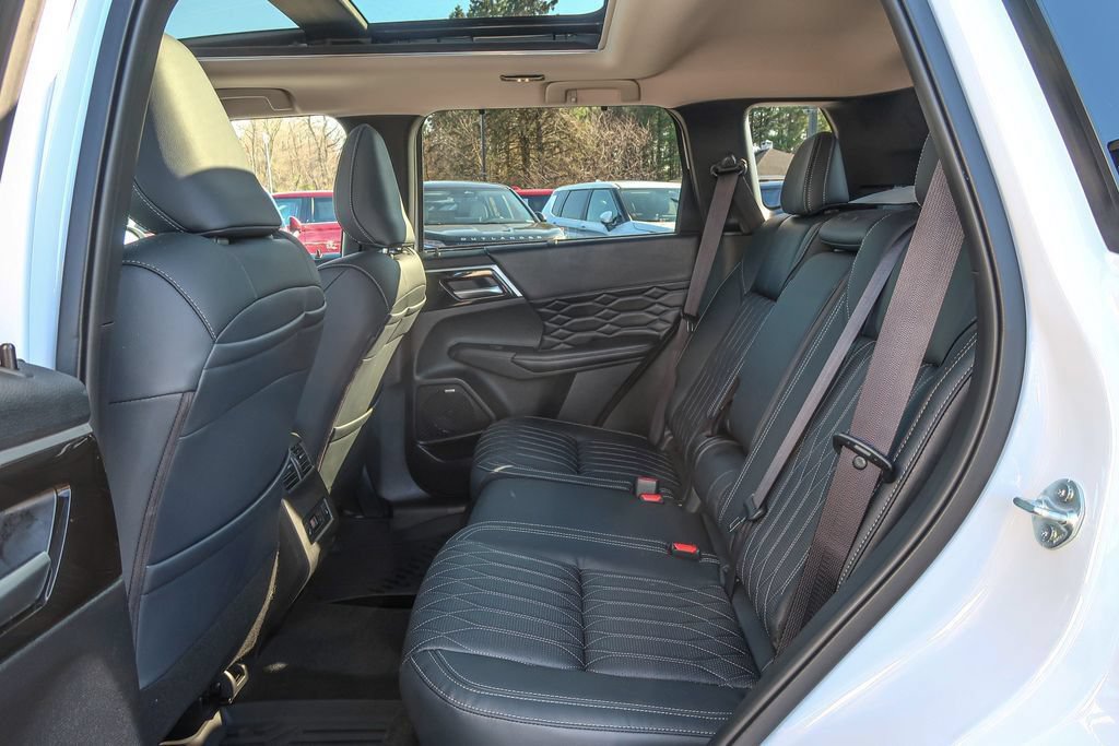New 2026 Mitsubishi Outlander SEL AWD/4WD image 22