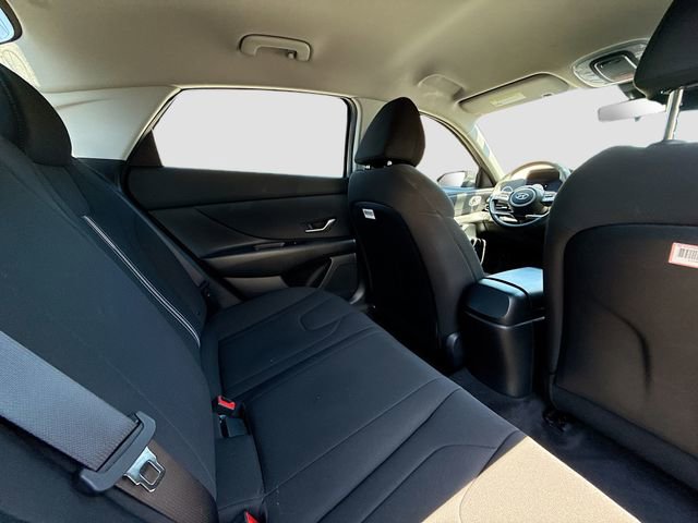 Certified 2023 Hyundai Elantra SEL w/ Convenience Package image 25