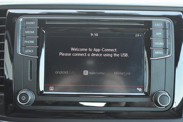 Used 2018 Volkswagen Beetle 2.0T Coast image 22