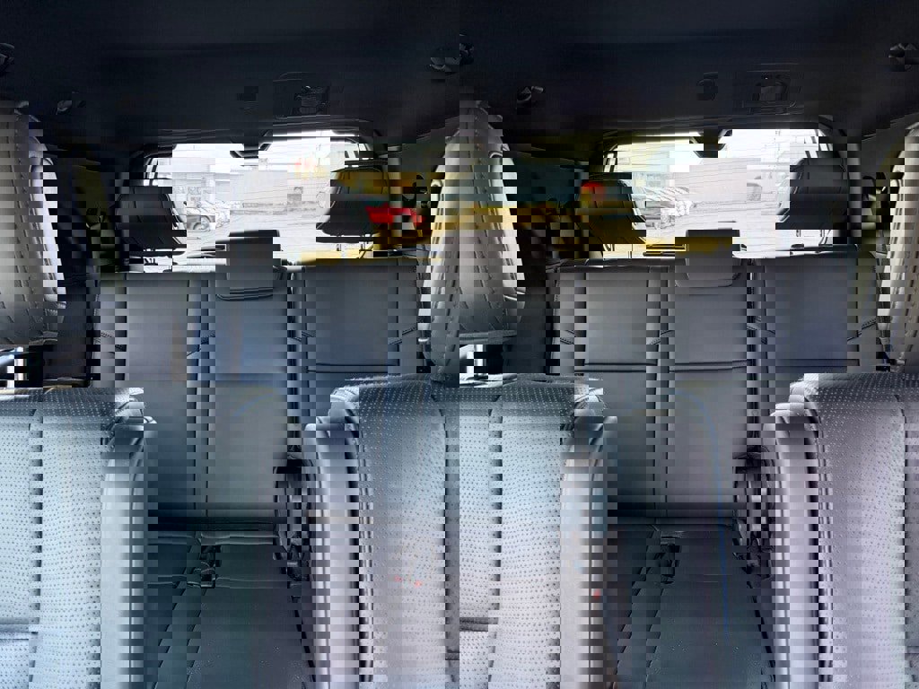 Used 2024 Toyota Sequoia Platinum image 9