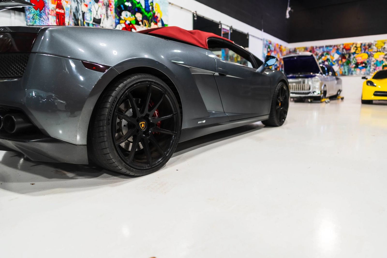 Used 2012 Lamborghini Gallardo LP 550-2 RWD image 6