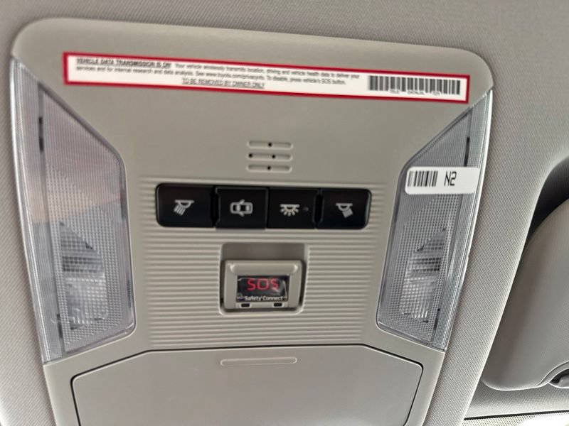 Used 2019 Toyota RAV4 LE w/ Carpet Mat Package AWD/4WD image 31
