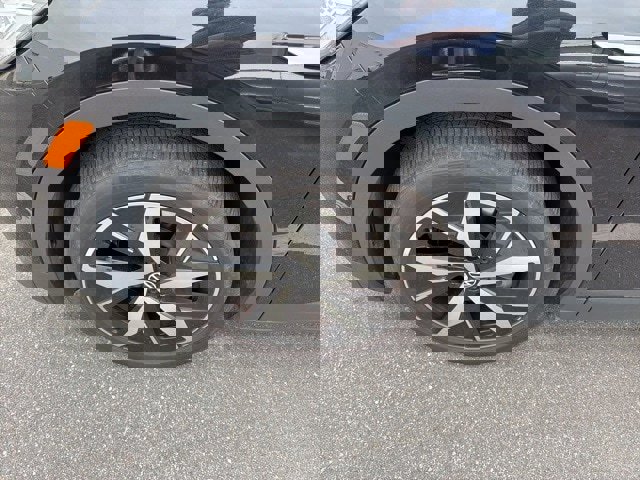 Used 2023 Volkswagen ID.4 S image 12