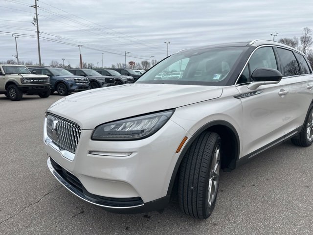 Used 2021 Lincoln Corsair AWD w/ Premium Package image 31