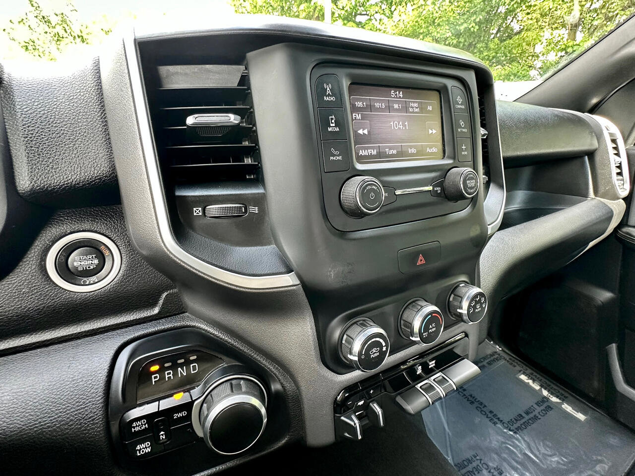 Used 2021 RAM 2500 Big Horn image 33