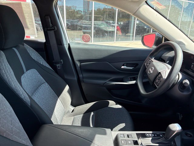 Used 2027 Nissan Sentra SV w/ Floor Mat Package FWD image 9