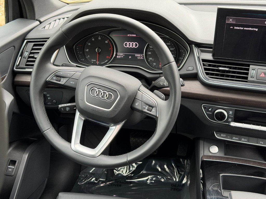 Used 2025 Audi Q5 2.0T Premium AWD/4WD image 12