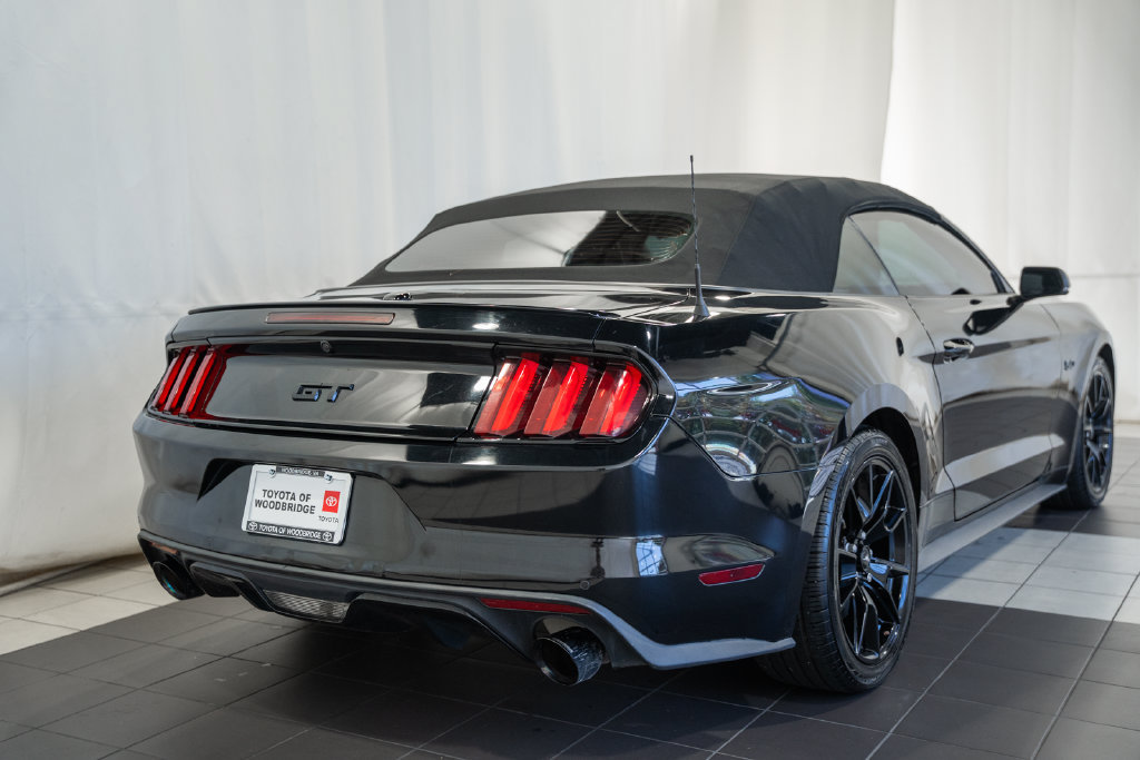 Used 2017 Ford Mustang GT Premium w/ Equipment Group 401A RWD image 9