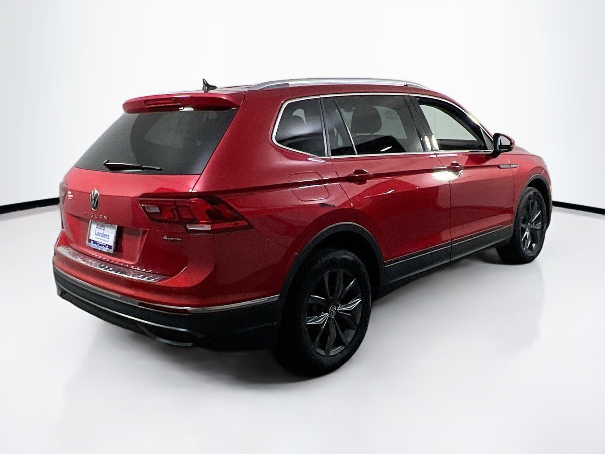 Used 2022 Volkswagen Tiguan SE image 5