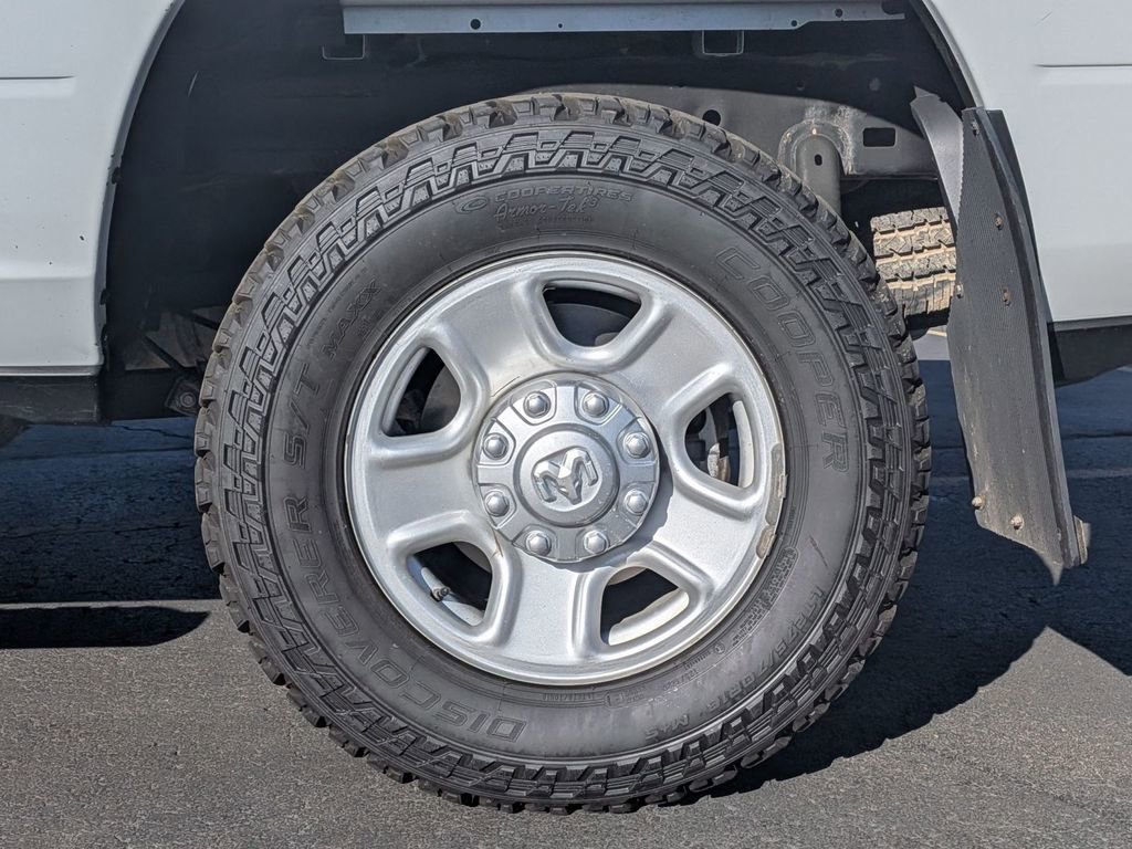 Used 2024 Chevrolet Silverado 1500 RST image 9