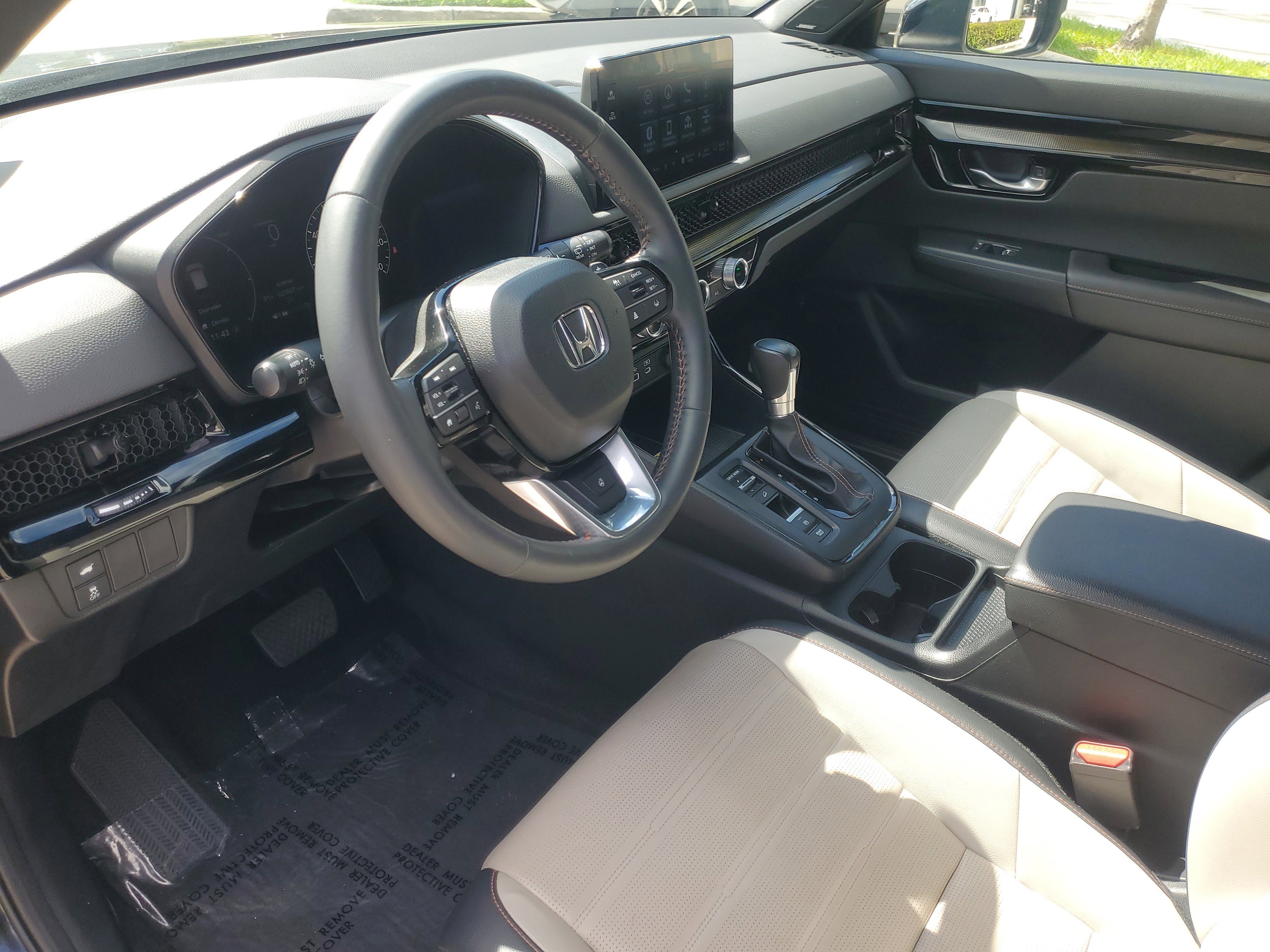 Used 2024 Honda CR-V Sport Touring image 18