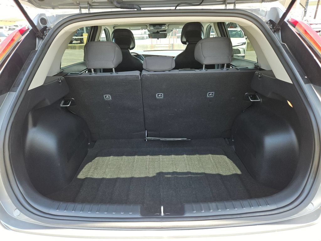 Used 2025 Kia Niro LX FWD image 26
