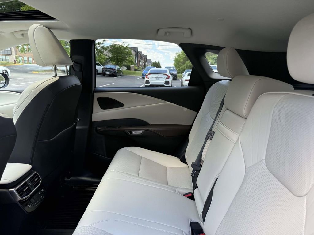 Used 2023 Lexus RX 350 Premium Plus w/ Accessory Package AWD/4WD image 18