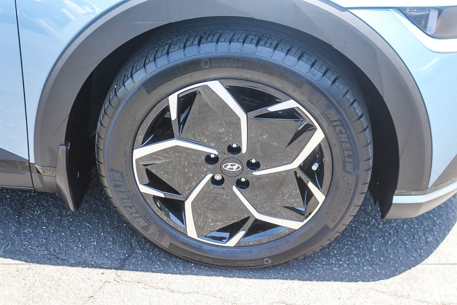 Certified 2024 Hyundai Ioniq 5 SEL RWD image 12