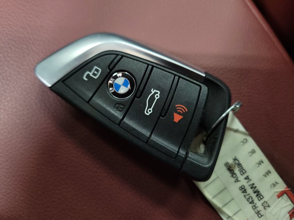 Used 2023 BMW i4 eDrive35 w/ Premium Package RWD image 19