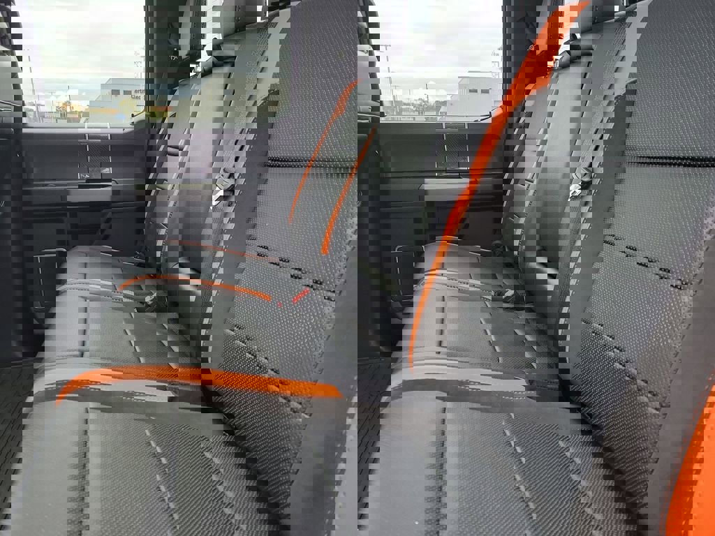 Used 2018 Ford F150 Raptor w/ Equipment Group 802A Luxury image 10