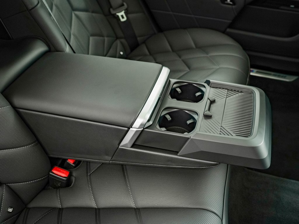 New 2026 BMW 740i xDrive w/ Executive Package image 56