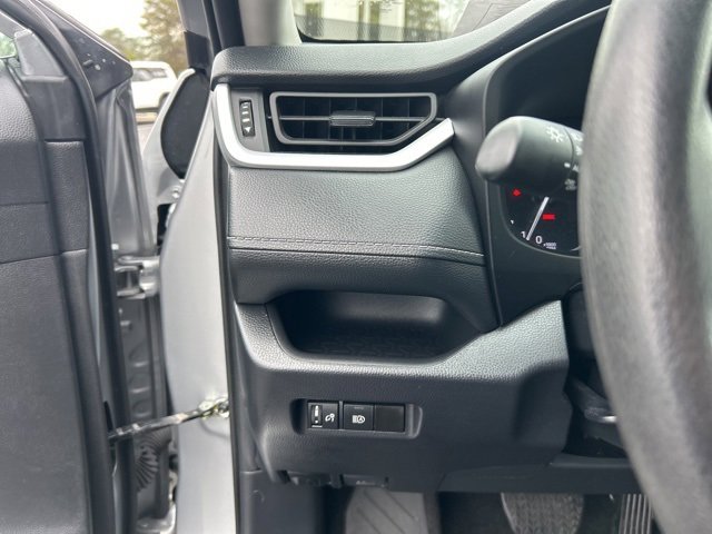 Used 2024 Toyota RAV4 XLE image 28