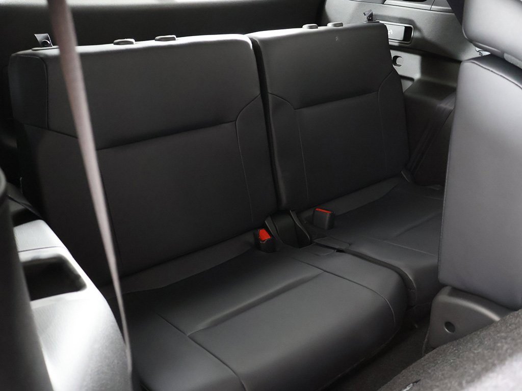 New 2025 Mitsubishi Outlander SE image 34