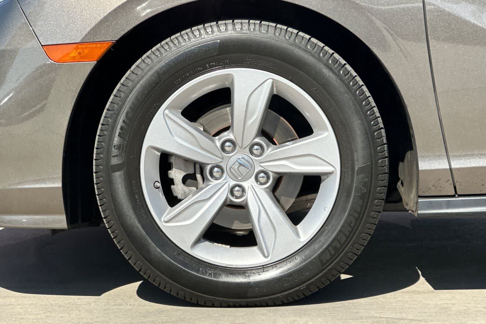 Used 2019 Honda Odyssey EX image 36