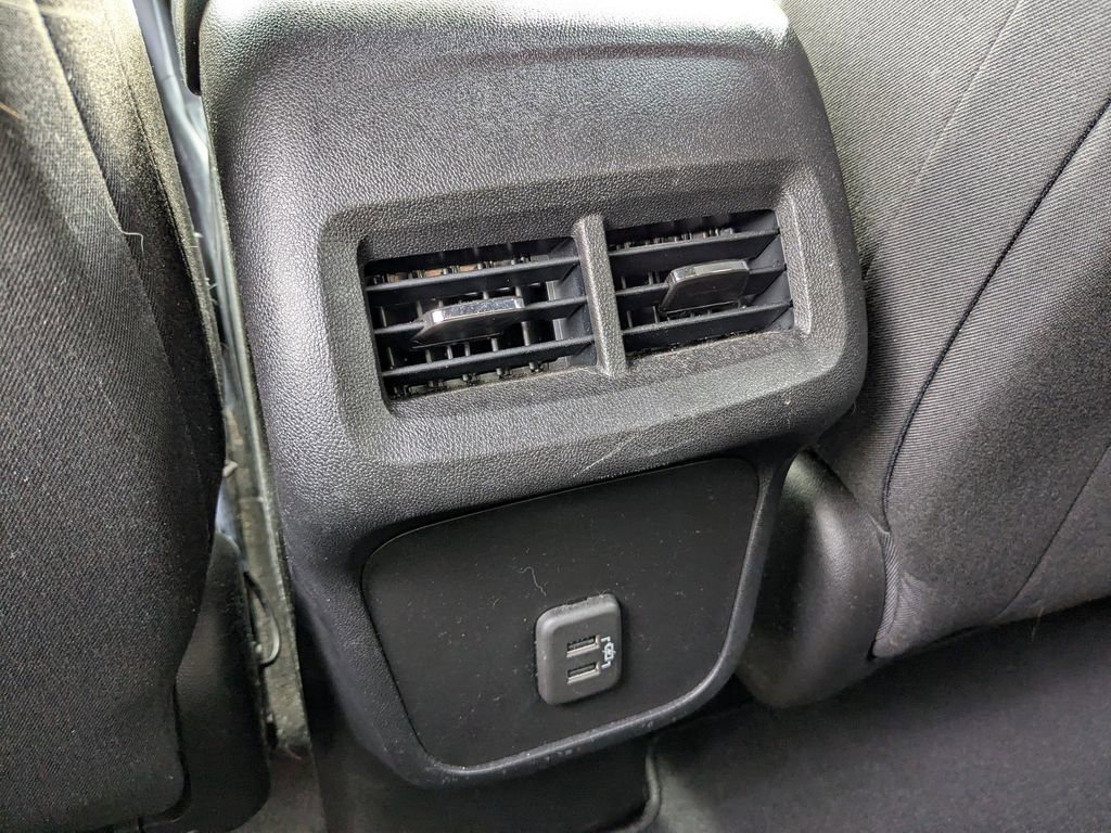 Used 2019 Chevrolet Equinox LT image 16