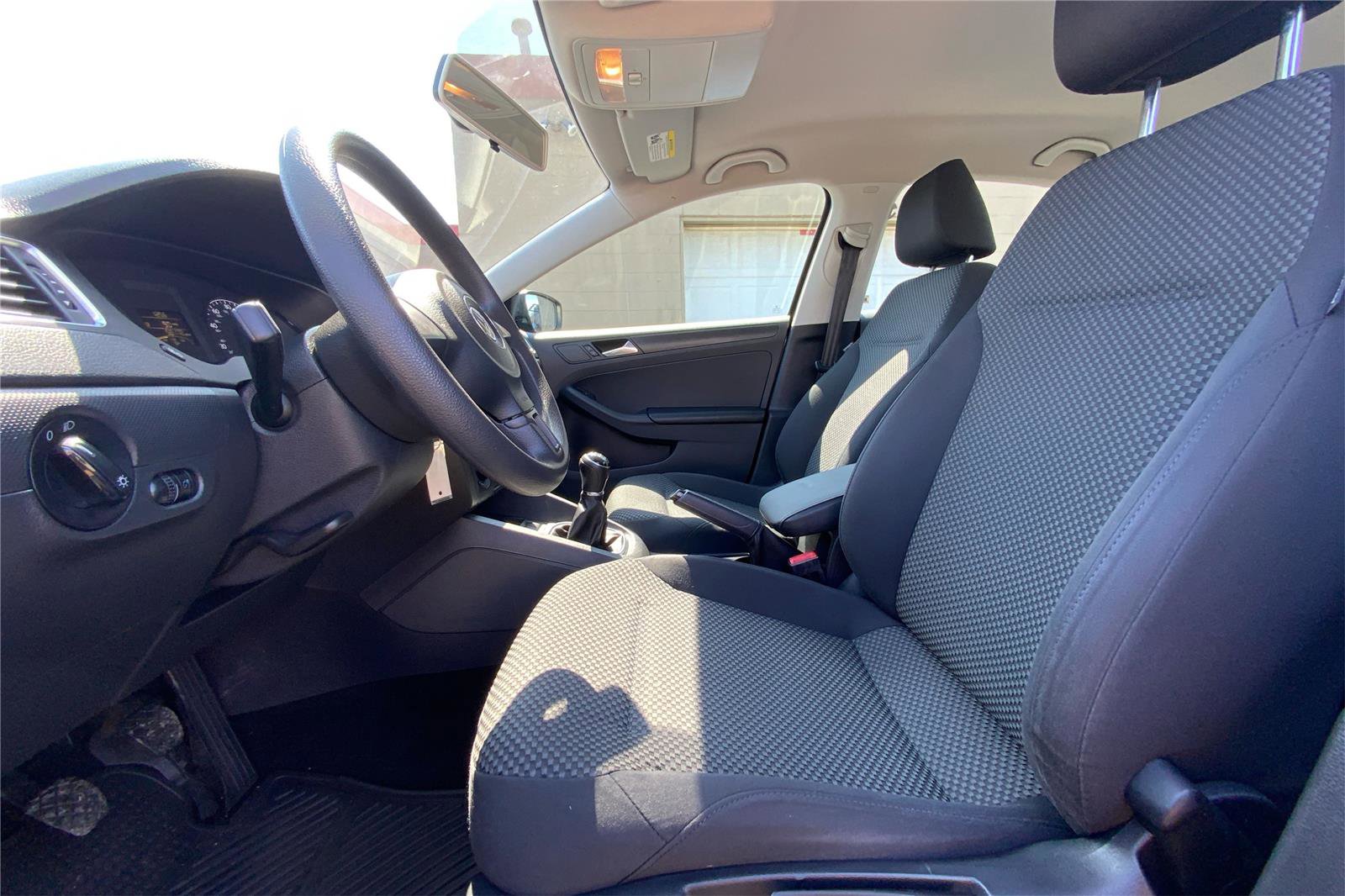 Used 2013 Volkswagen Jetta S image 10