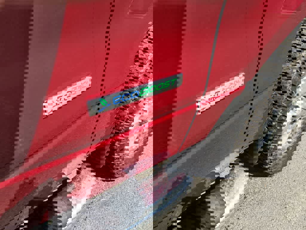 Used 2014 Ford F150 XLT w/ Equipment Group 302A Luxury AWD/4WD image 25