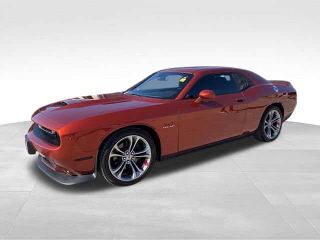 Used 2020 Dodge Challenger R/T RWD image 3