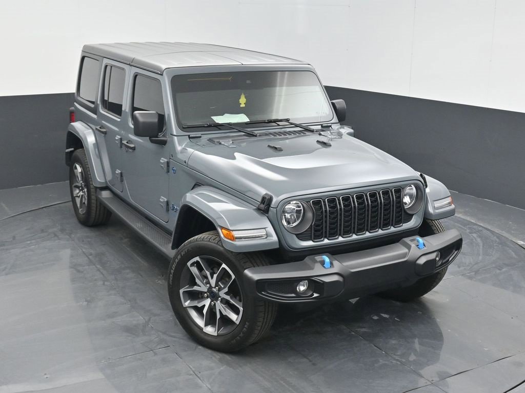 Used 2024 Jeep Wrangler Unlimited w/ Convenience Group image 37