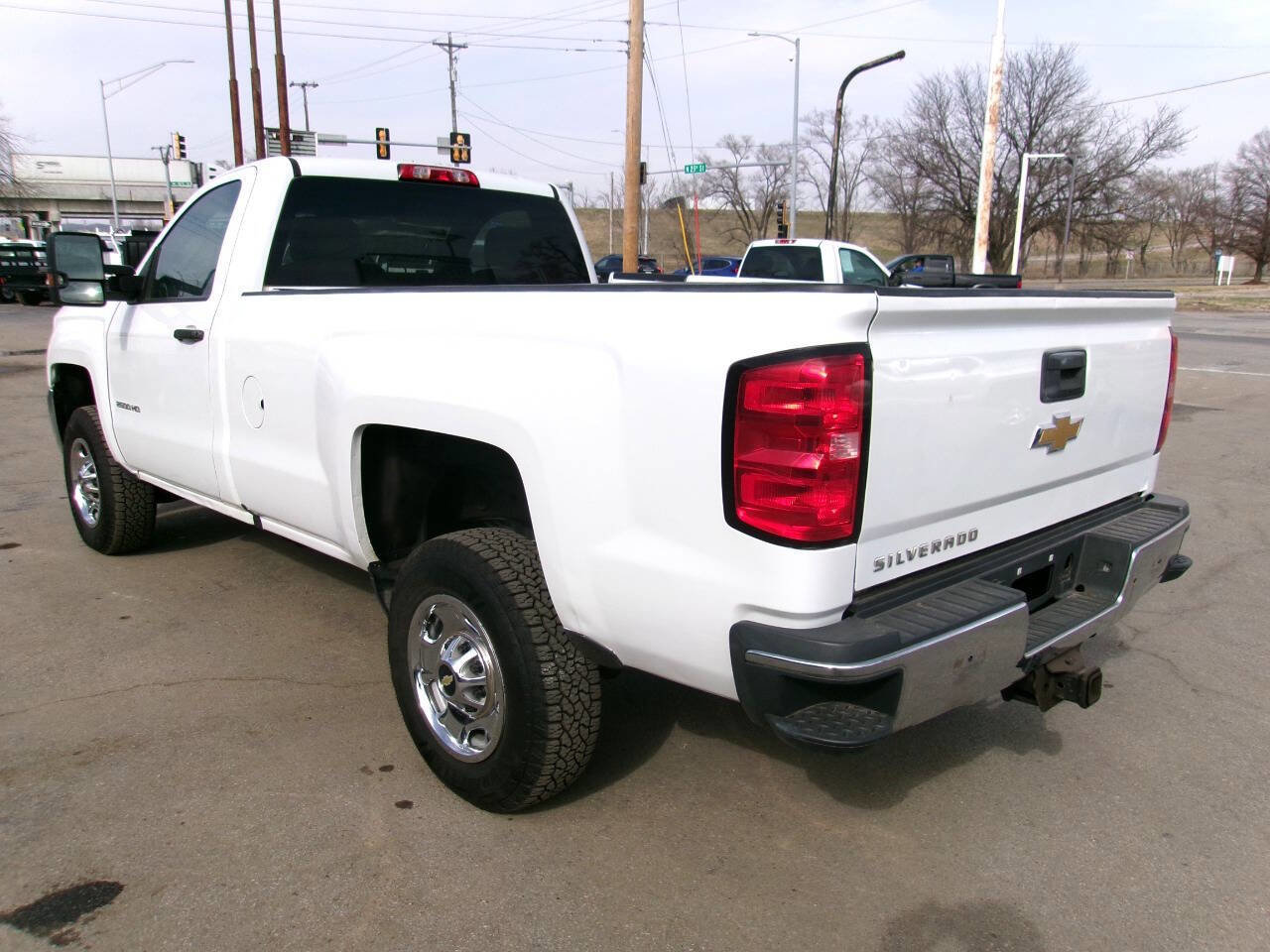 Used 2018 Chevrolet Silverado 2500 W/T w/ WT Convenience Package image 2