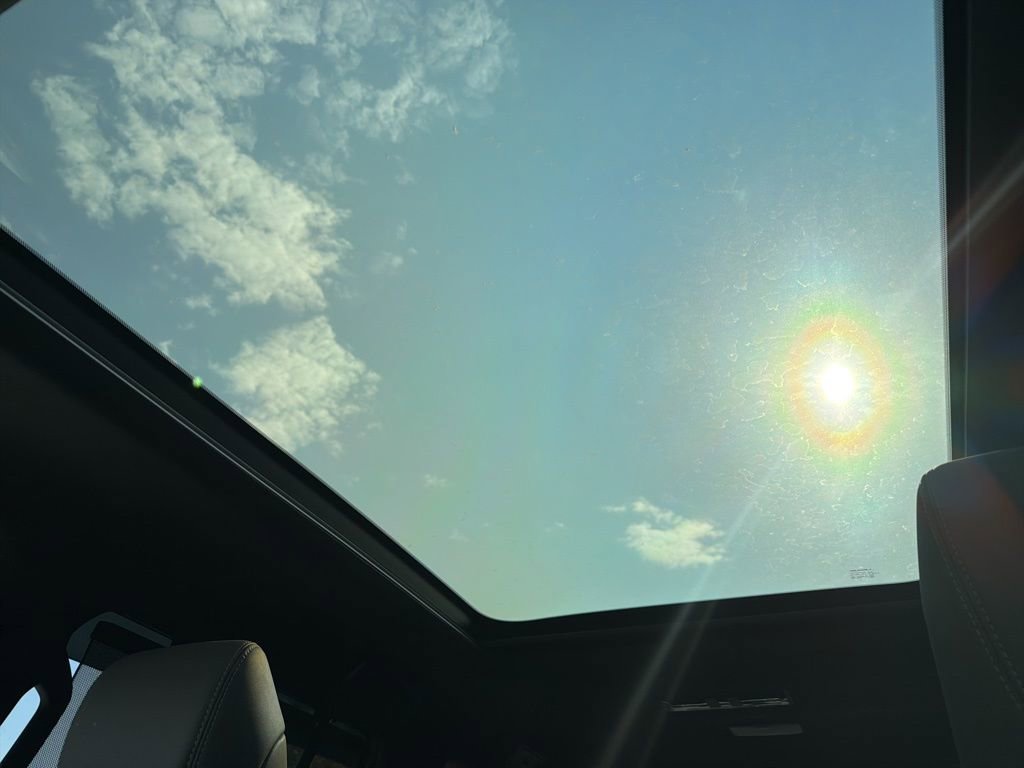 Used 2024 Lexus GX 550 w/ Accessory Package (2T) image 40