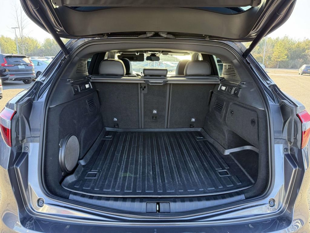 Used 2023 Alfa Romeo Stelvio Quadrifoglio w/ Active Assist Plus Package image 28