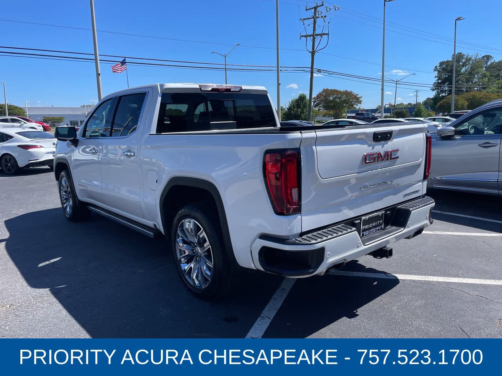 Used 2023 GMC Sierra 1500 Denali w/ Denali Reserve Package AWD/4WD image 4