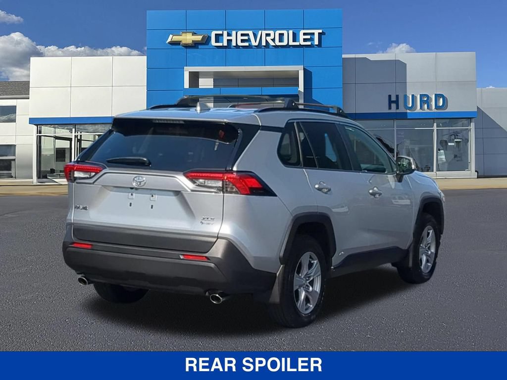 Used 2025 Toyota RAV4 XLE w/ Convenience Package AWD/4WD image 4