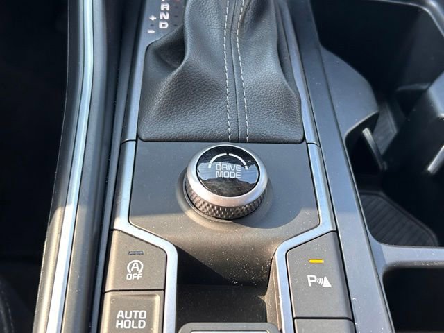 Used 2025 Kia Sorento S image 31