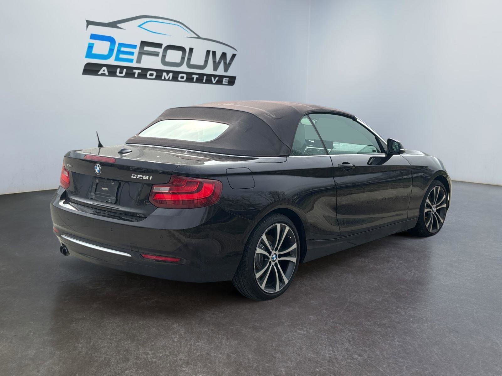 Used 2016 BMW 228i xDrive Convertible AWD/4WD image 3