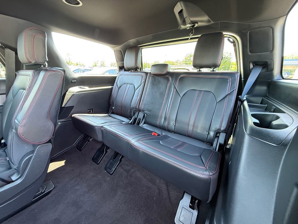 Used 2023 Ford Expedition Limited AWD/4WD image 26