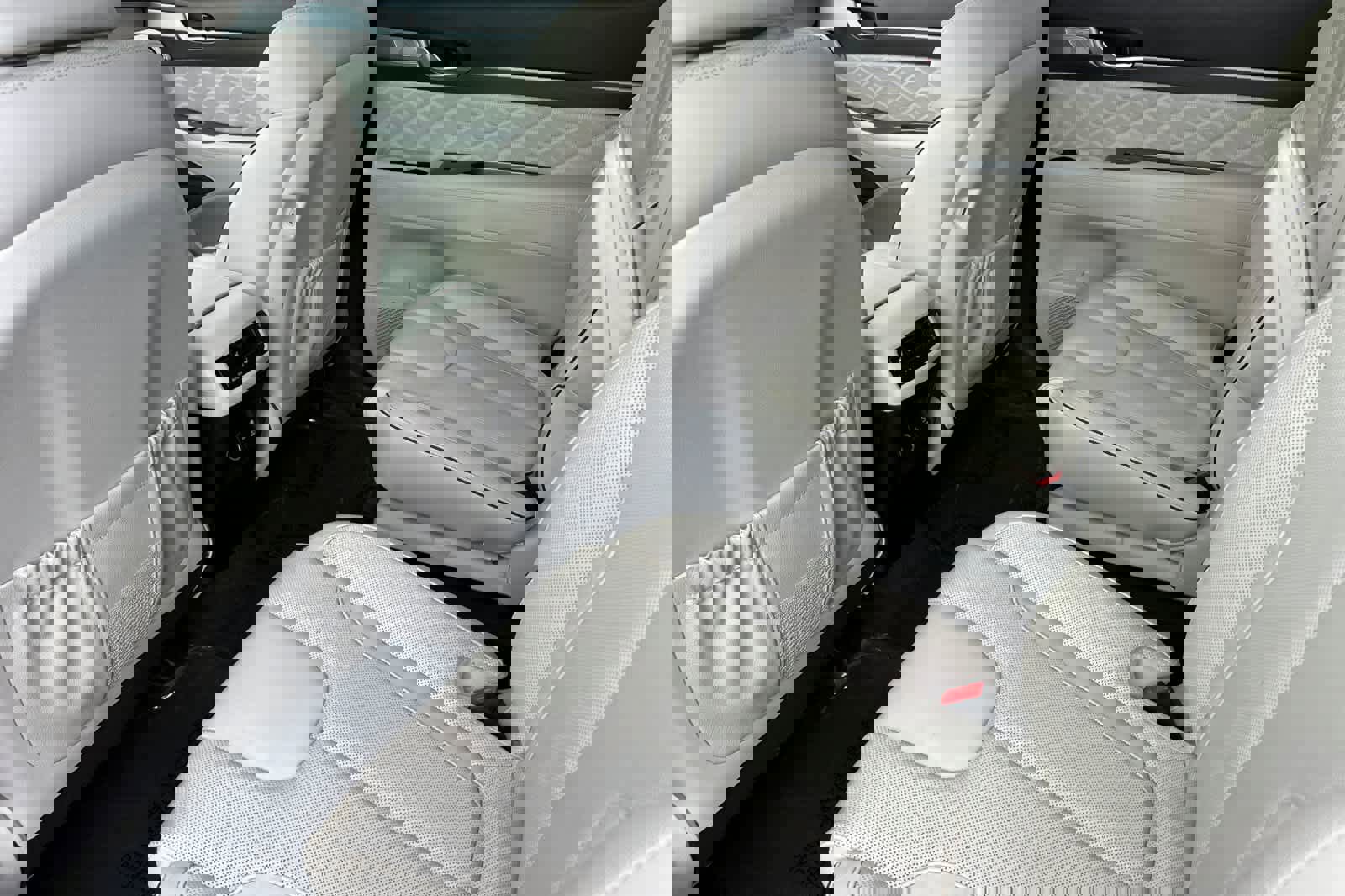 Used 2020 Hyundai Palisade Limited image 4