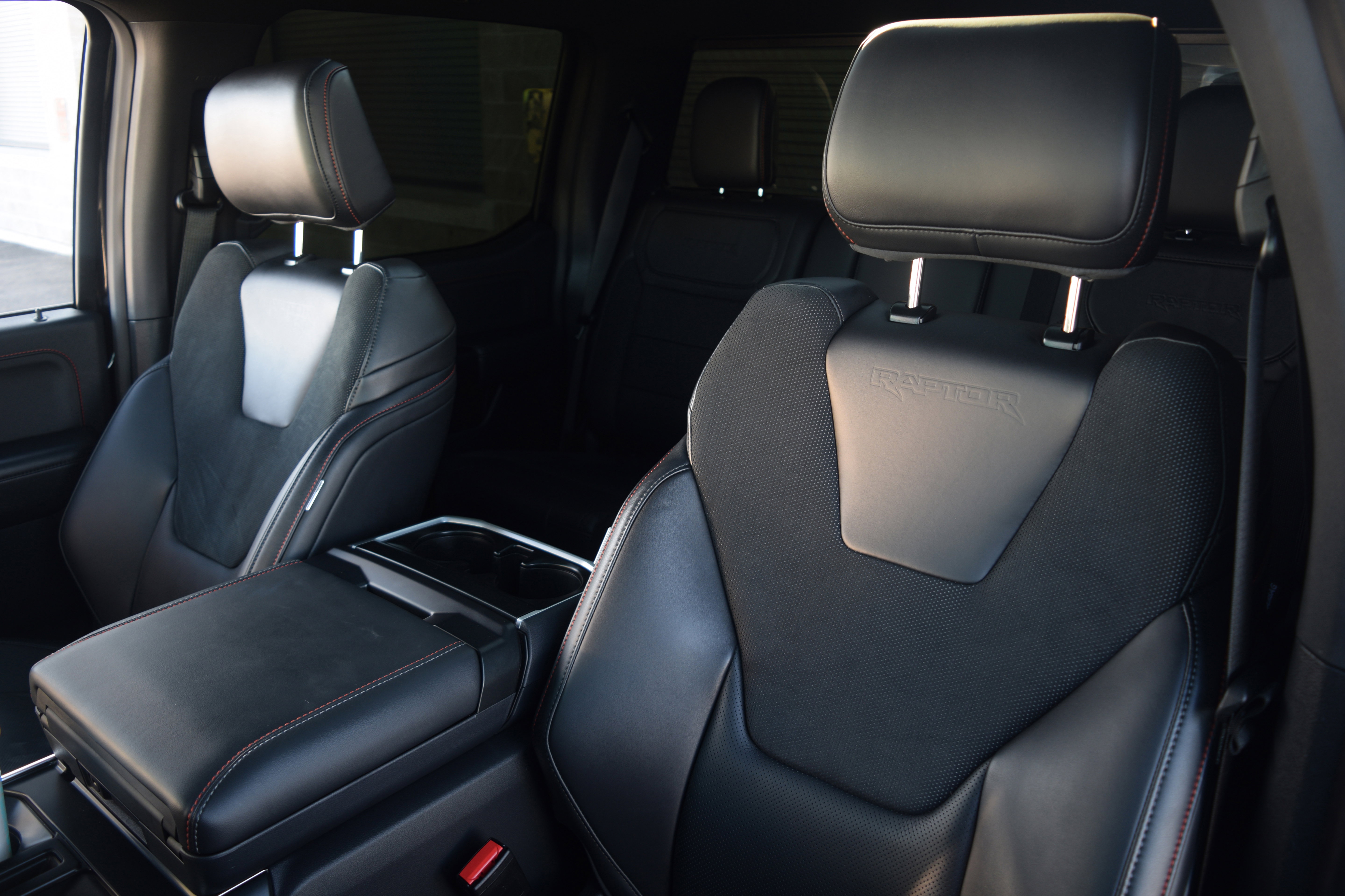 Used 2025 Ford F150 Raptor image 21