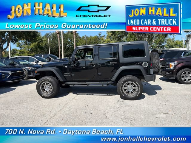 Used 2017 Jeep Wrangler Unlimited Sport w/ Connectivity Group AWD/4WD image 5