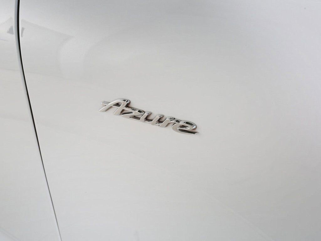 Used 2023 Bentley Continental GT Azure image 14