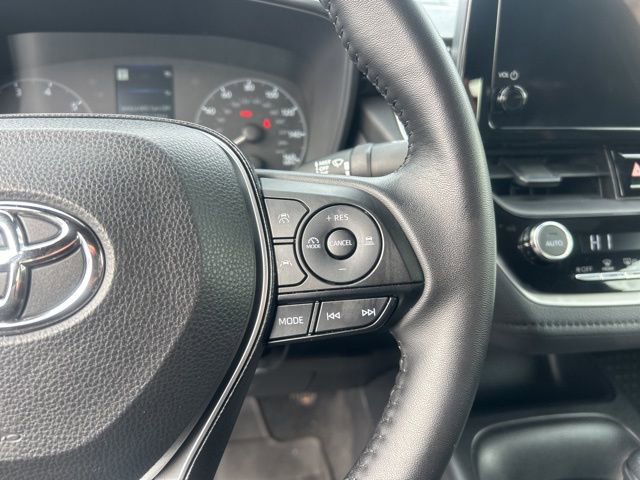 Used 2025 Toyota Corolla SE image 18