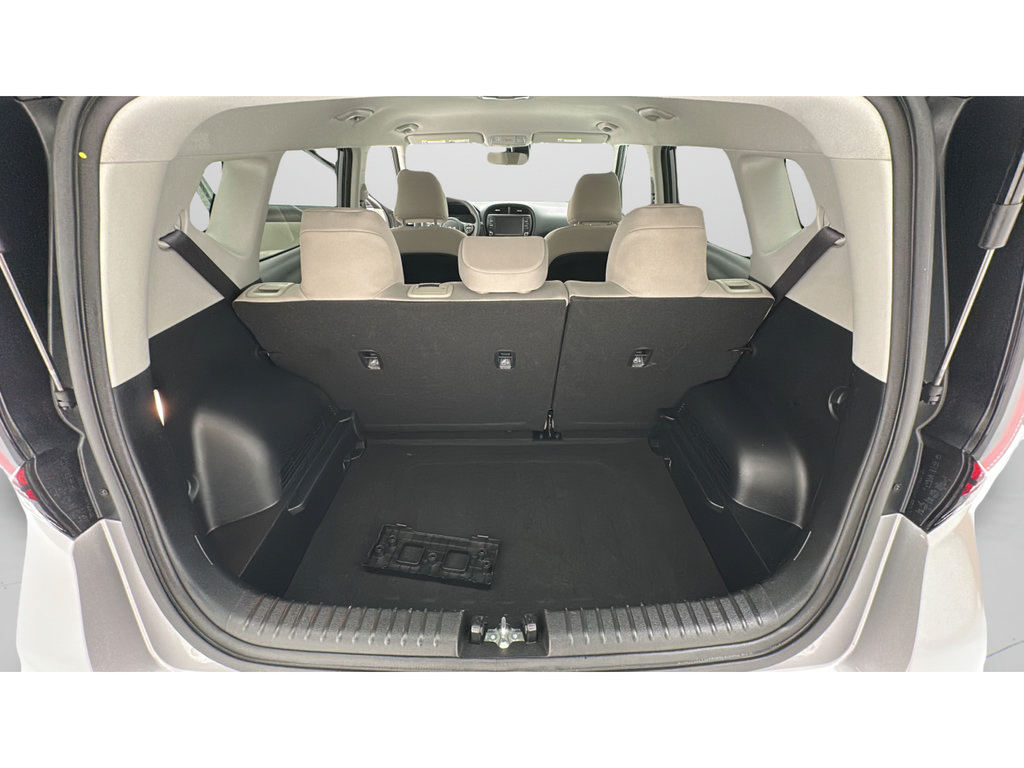 Used 2025 Kia Soul LX w/ LX Technology Package FWD image 20