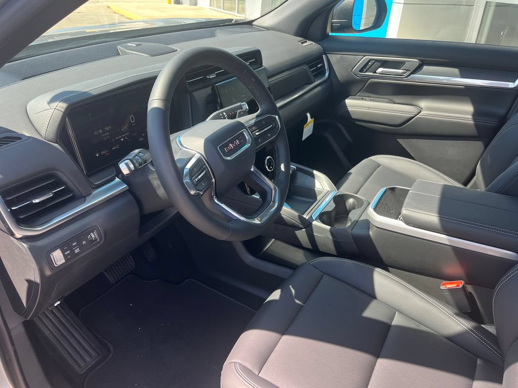 New 2026 GMC Terrain Elevation w/ Elevation Premium Package AWD/4WD image 13